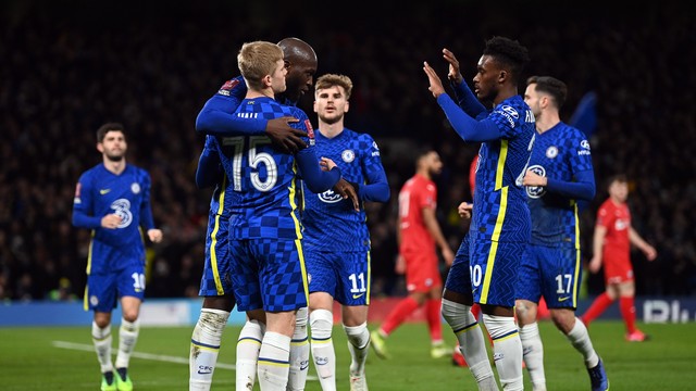 Reservas do City goleiam o Chelsea e avançam de fase na Copa da Inglaterra  - Superesportes