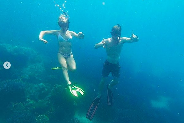 A atriz Elsa Pataky de férias com o marido Chris Hemsworth na Tailândia (Foto: Instagram)