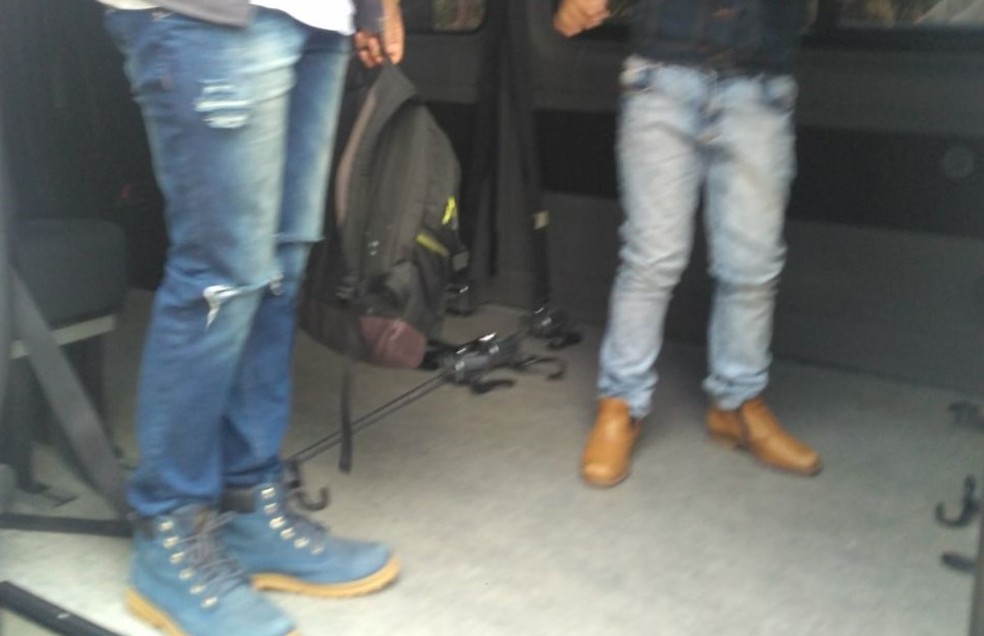 Mochila preta com detalhes amarela é procurada — Foto: Arquivo Pessoal