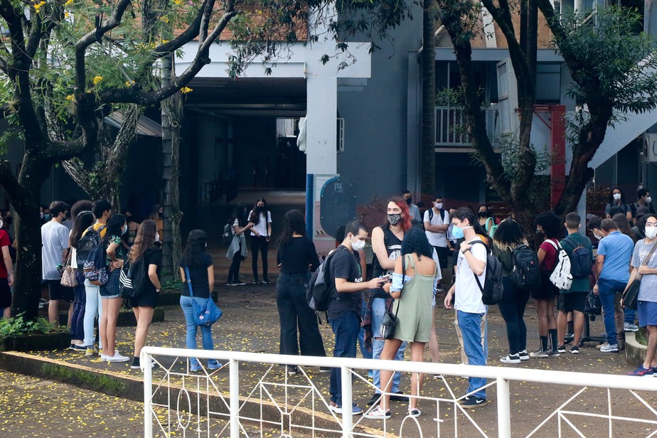 Movimentação de estudantes na Unicamp (Universidade Estadual de Campinas)