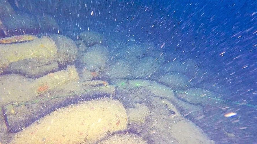 Restos de navio romano do século 2 a.C., encontrados a 92 metros de profundidade, na Ilha delle Femmine, na Sicília  (Foto: European Association of Archaeologists)