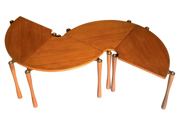 Mesas com influência art déco, design Peter Hvidt, 1960 (Foto: divulgação)