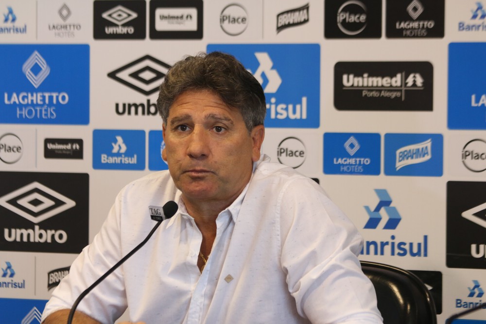 Renato relata desconforto de Luan, mas espera por exame no Rio para armar Grêmio