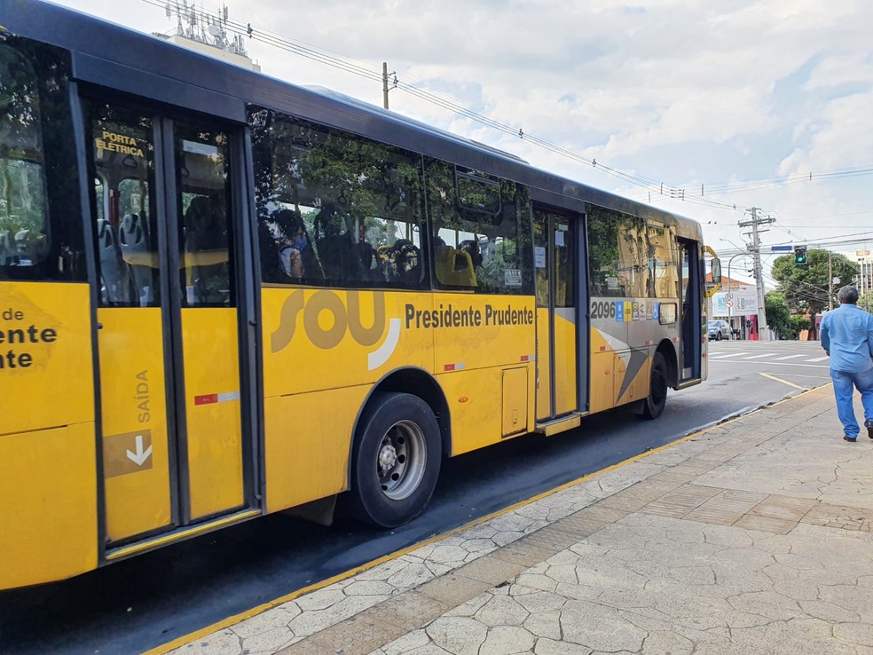Transporte coletivo urbano de Presidente Prudente — Foto: Heloise Hamada/g1