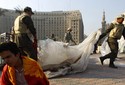 Militares removem barracas da praça Tahrir, foco de protestos no Cairo