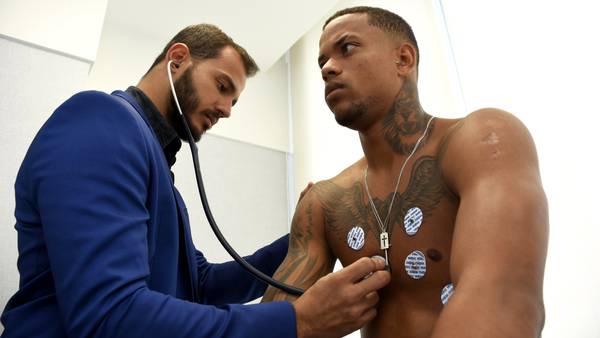 Caio Paulista realiza exames para assinar com o Palmeiras