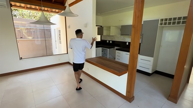 Nova casa de Lucas Rangel (Foto: Reprodução/YouTube)