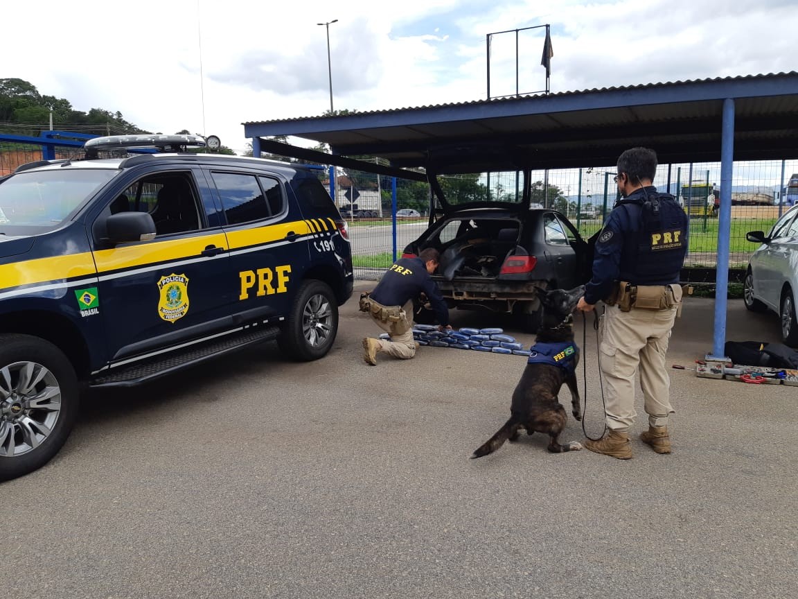 Homem é preso com 24 quilos de haxixe em rodovia da Grande BH