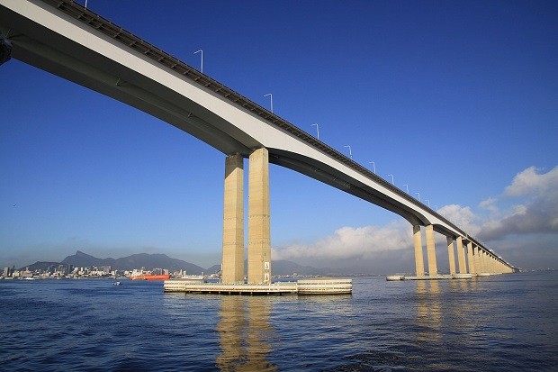 Ponte Rio-Niterói (Foto: Halley Pacheco de Oliveira / Wikimedia Commons)