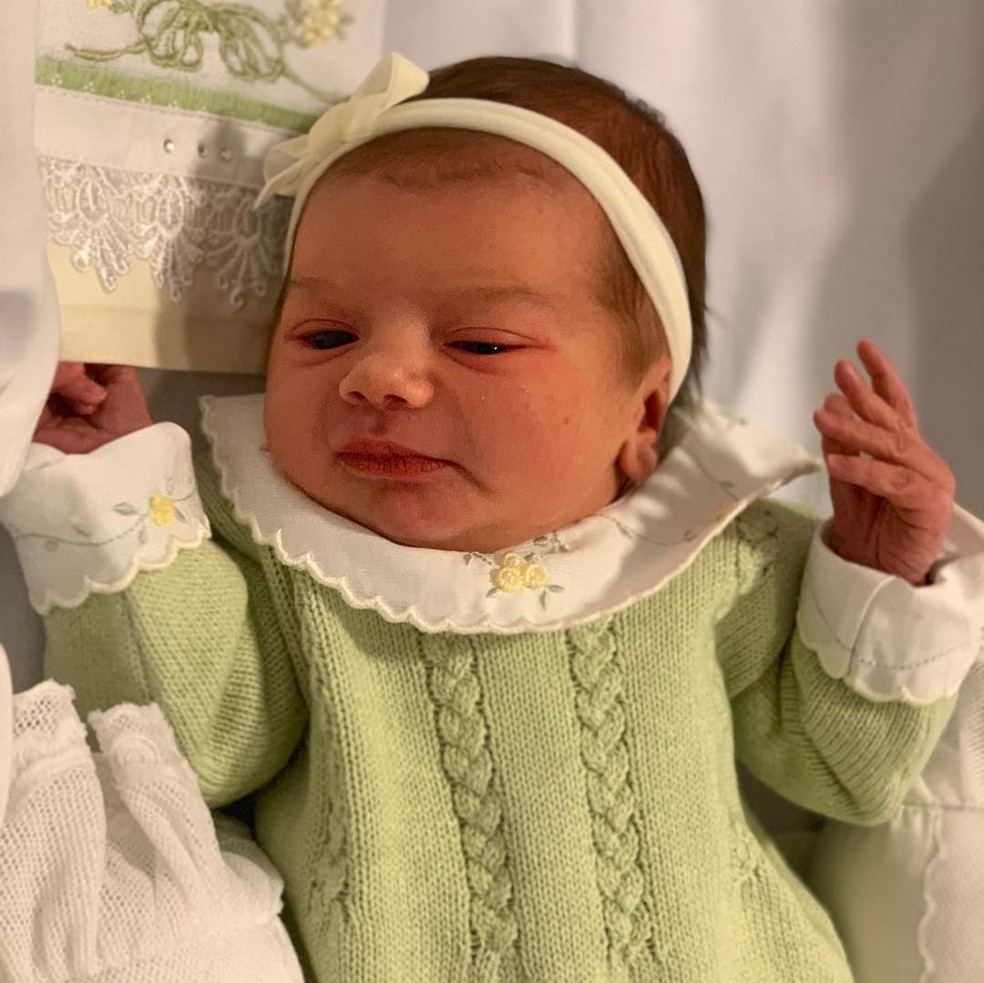 Thaeme compartilhou foto de sua primeira filha, Liz, nas suas redes sociais — Foto: Reprodução/Instagram