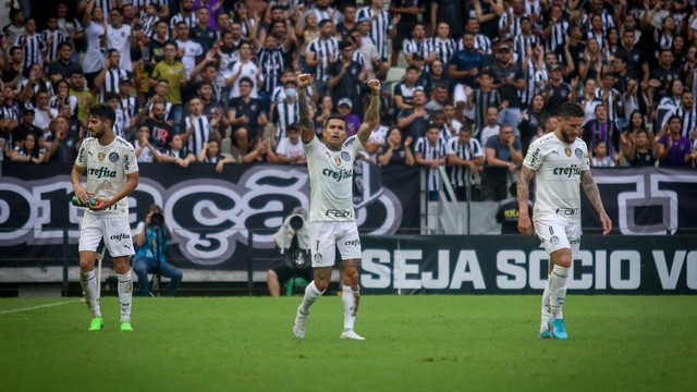 Dudu comemora o gol em Ceará x Palmeiras