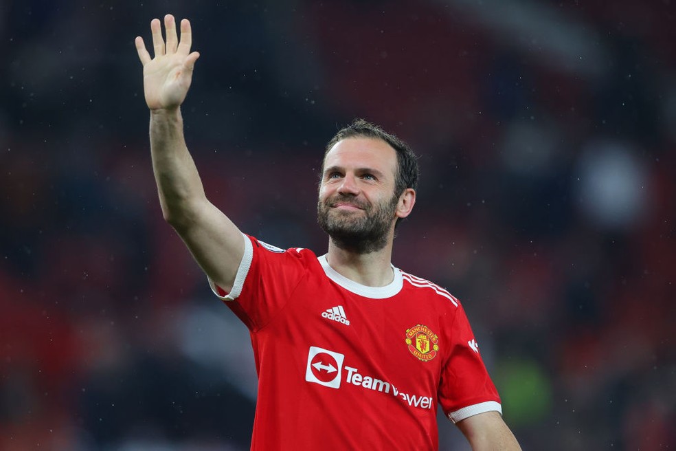 Espanhol Juan Mata não renovou com o Manchester United — Foto: Getty Images