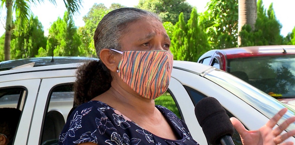 Dona de casa Marlene dos Santos  — Foto: TV Clube