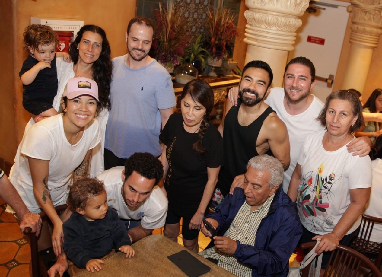 Mauricio de Sousa comemora em família aniversário de 2 anos de neto caçula, Martin (Foto: Divulgação / @someillan_ent_)