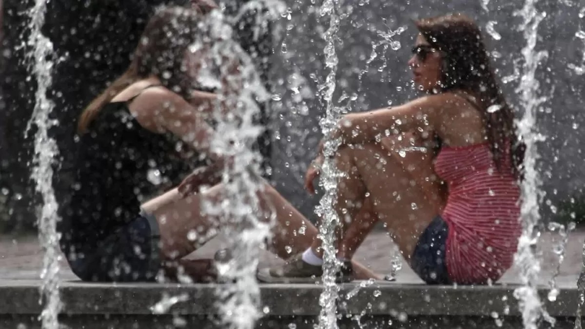 Brasileiros contam como se adaptam às ondas de calor cada vez mais frequentes na França