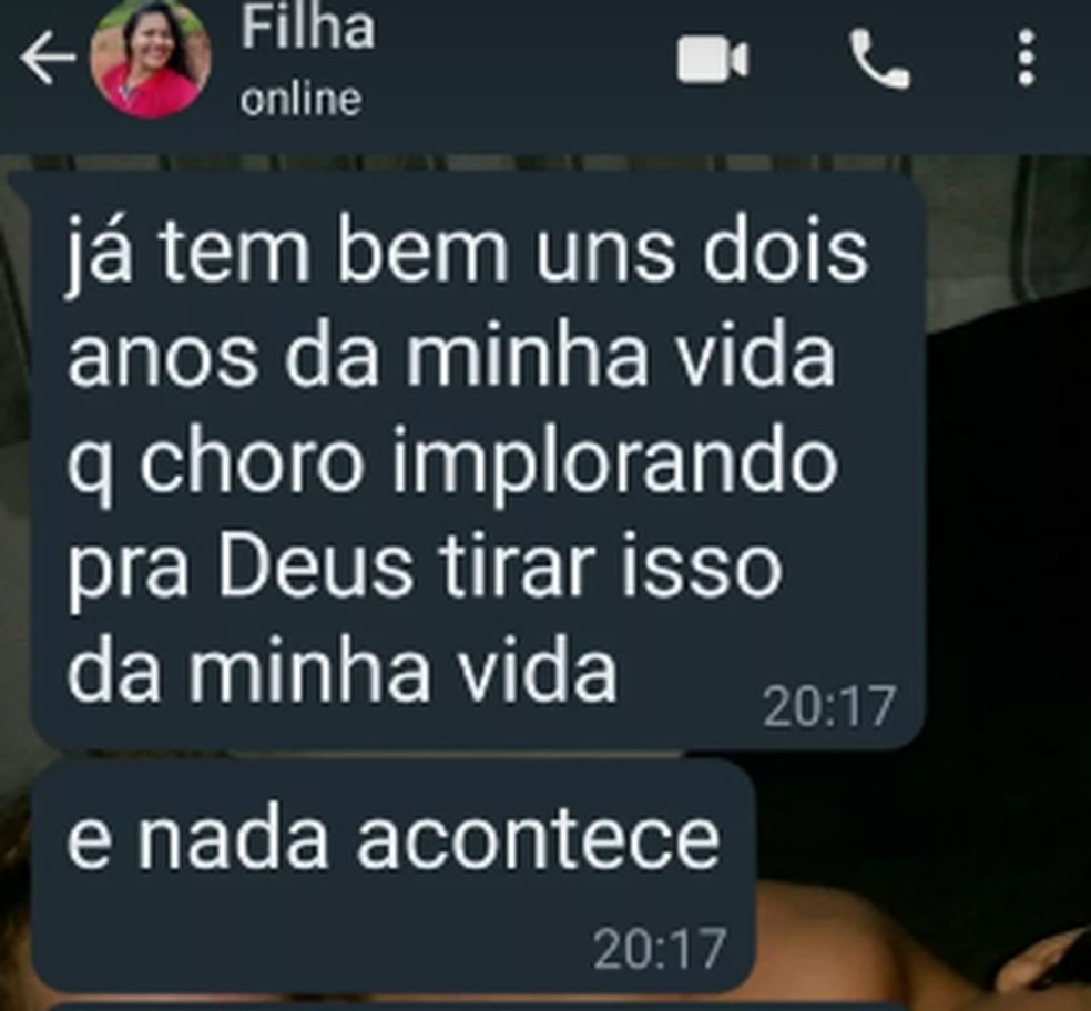 Troca de mensagens entre Rayane Ferreira Nascimento, que foi vítima de feminicídio em RO, e a mãe — Foto: Reprodução/ WhatsApp 