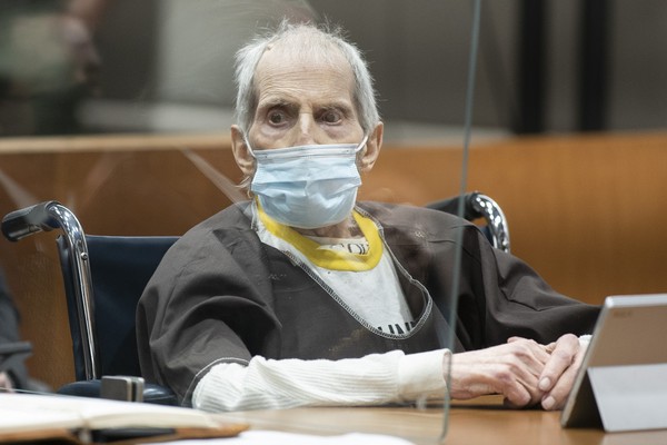 Robert Durst na sessão do julgamento em que foi condenado à prisão perpétua (Foto: Getty Images)