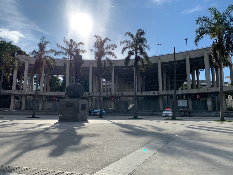 Estádio está sem receber jogos desde a paralisação dos campeonatos no país — Foto: André Durão