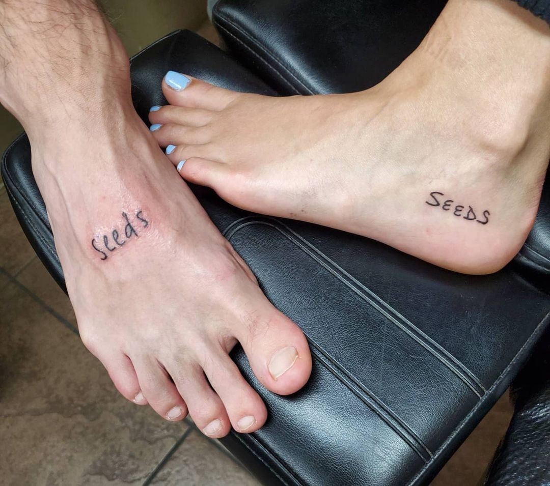 Halsey e Alev Aydin fizeram a mesma tatuagem (Foto: Reprodução / Instagram)