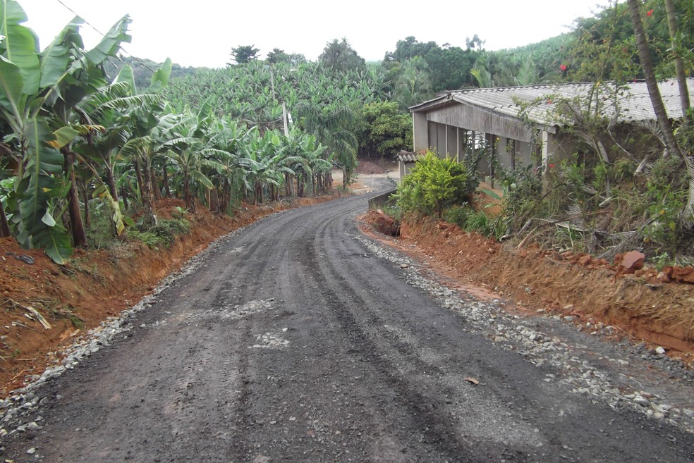Casal foi localizado morto em sÃ­tio na Estrada da Vista Grande, em Miracatu, SP (Foto: DivulgaÃ§Ã£o)
