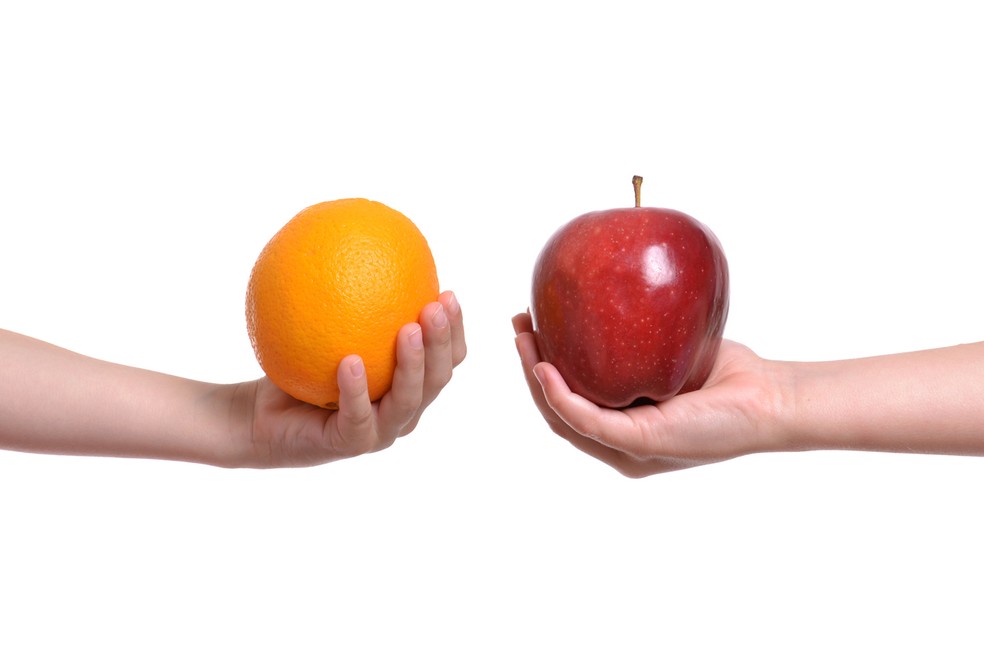 A laranja deve ser consumida com o bagaço e a maçã, com casca, preferencialmente — Foto: Istock Getty Images