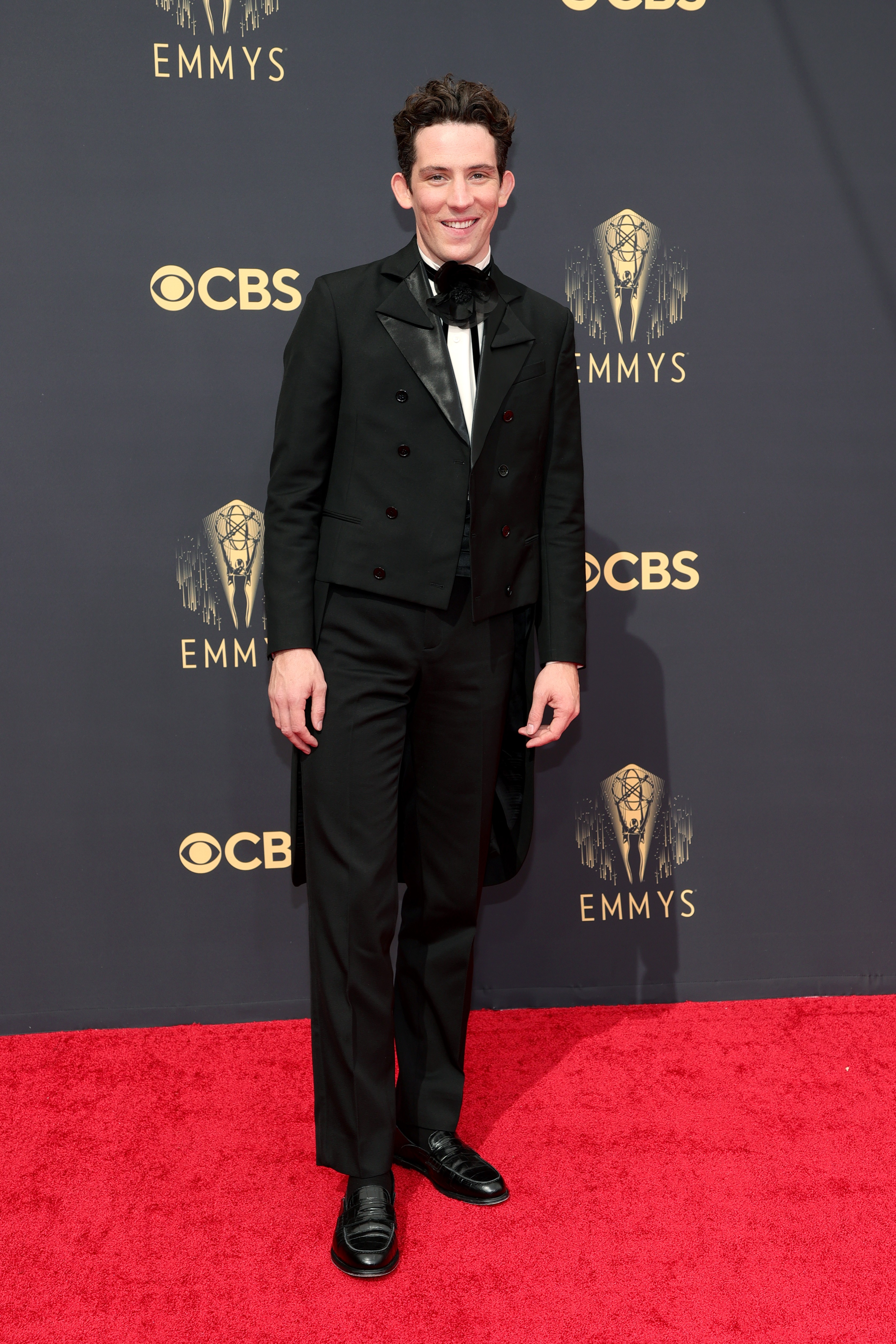 LOS ANGELES, CALIFORNIA - SEPTEMBER 19: Josh O'Connor attends the 73rd Primetime Emmy Awards at L.A. LIVE on September 19, 2021 in Los Angeles, California. (Photo by Rich Fury/Getty Images) (Foto: Getty Images)