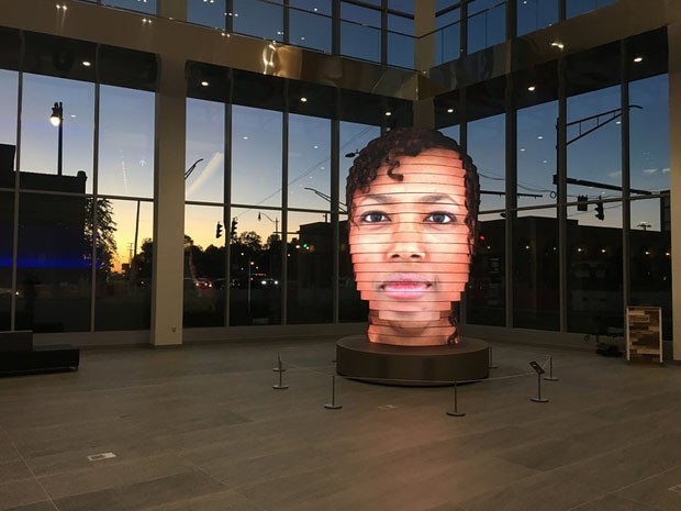 Escultura digital faz sucesso ao reproduzir o rosto dos visitantes em 3D (Foto: Divulgação)