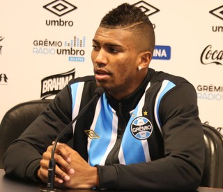 Walace pede para Grêmio aproveitar má fase do Vasco e ir para cima