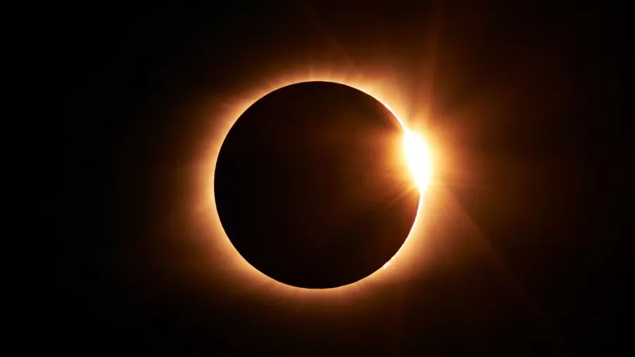 Fenômeno 'eclipse solar anular' acontece neste sábado e pode ser visto parcialmente no AP