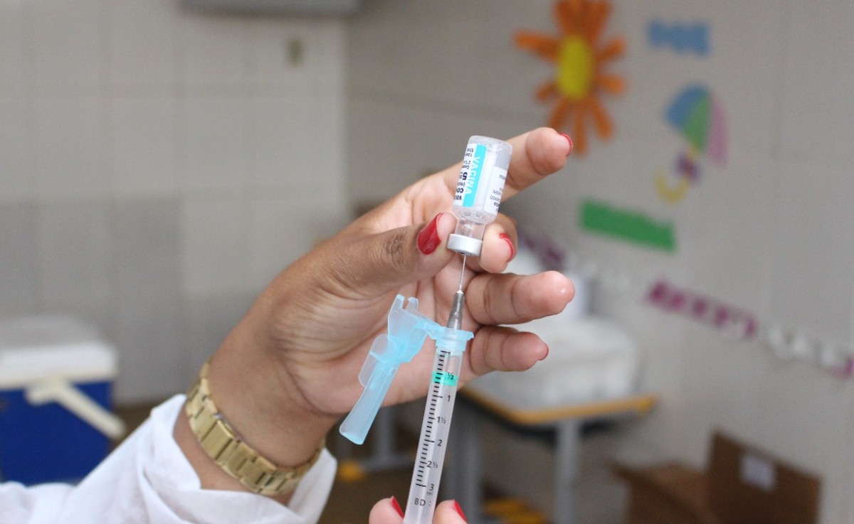 5 capitais suspendem a aplicação da 1ª dose da vacina contra a Covid-19 - Vimarsana News