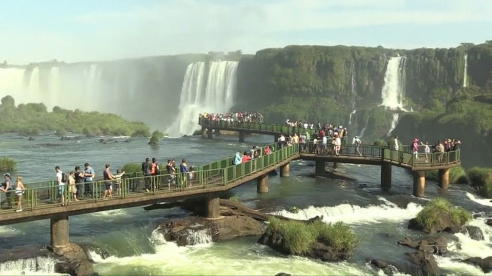 Aumento no movimento do Parque Nacioal do IguaÃ§u, onde ficam as Cataratas do IguaÃ§u, jÃ¡ Ã© 5% maior que o registrado em 2017 â€” Foto: ReproduÃ§Ã£o