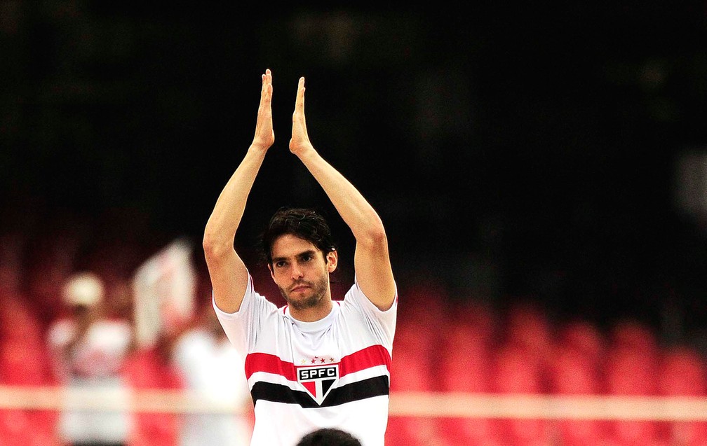 Kaká em sua segunda passagem pelo São Paulo — Foto: Marcos Ribolli