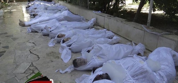 Pessoas mortas em conflito na Síria; há indícios de que o governo utilizou armas químicas contra seu próprio povo (Foto: Agência EFE)