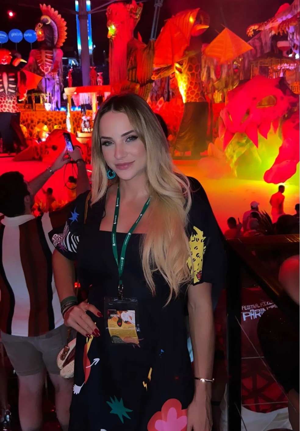 Gabi Martins no Festival de Parintins &mdash; Foto: Reprodu&ccedil;&atilde;o Instagram