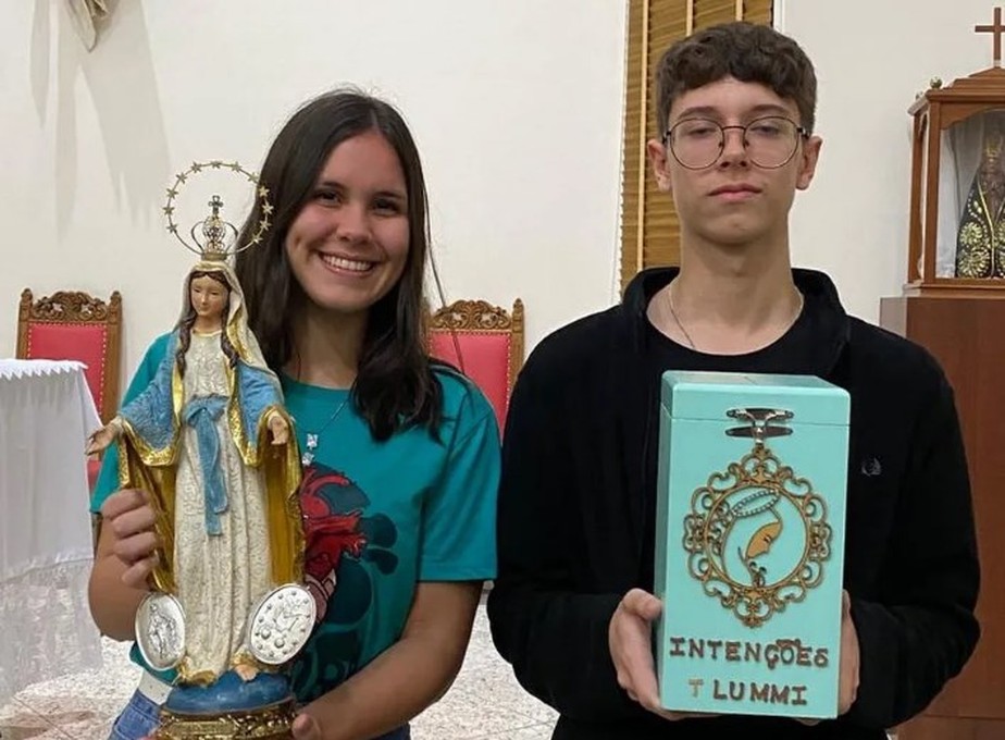 Coroinha na igreja e nerd fã de carros antigos: saiba quem são vítimas de  ataque a escola em Cambé, no Paraná