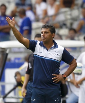 Em jogo que nada valia, auxiliar cita objetivo do Cruzeiro: Alegrar torcida