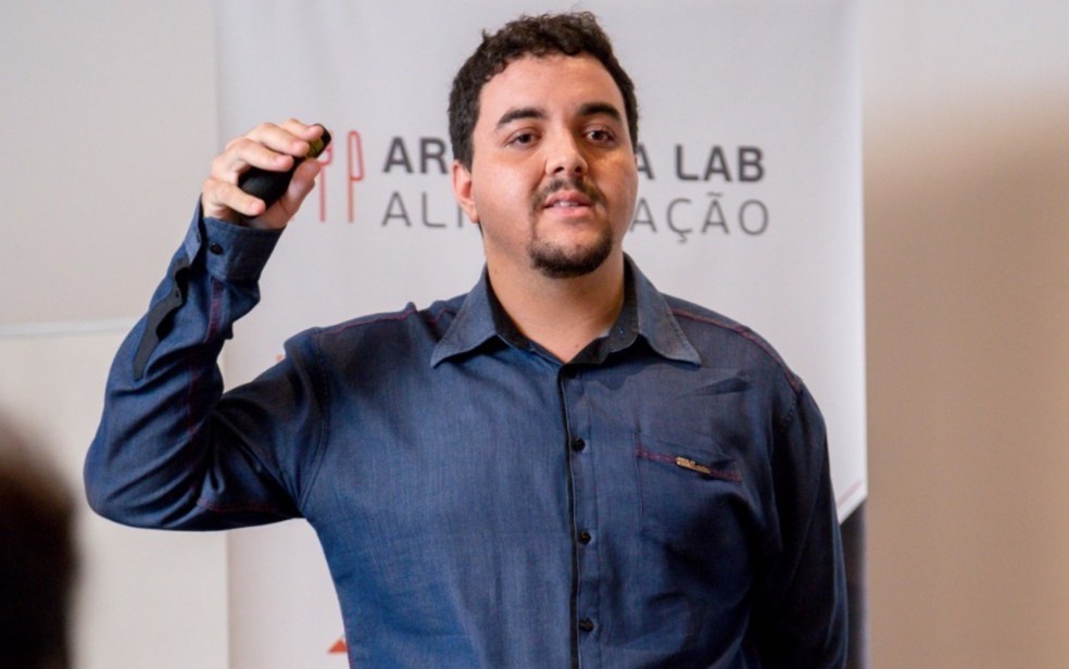 Estudante da UFG Gustavo Henrique Rocha e a equipe dele estão entre os dez escolhidos para projeto nos EUA  — Foto: Arquivo pessoal/Gustavo Henrique Rocha