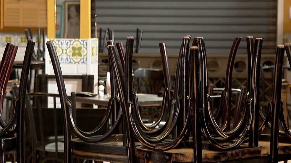 Bares e restaurantes vão precisar fechar depois das 22h em Natal  — Foto: Jefferson Severiano Neves/EPTV