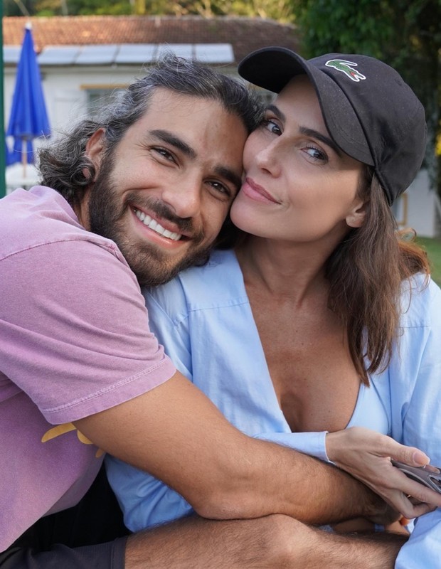 Deborah Secco e o marido, Hugo Moura (Foto: Reprodução/Instagram)