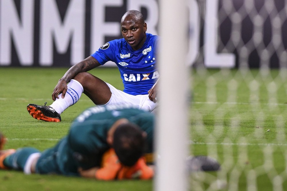 Resumo da partida: Cruzeiro 0 X 0 Vasco