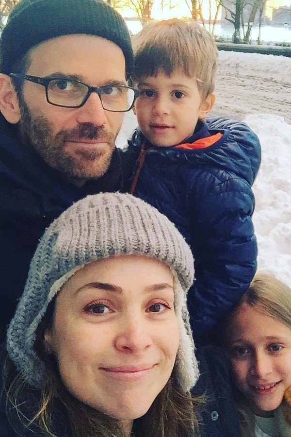 Gabriela Duarte e Jairo Goldflus com os filhos Manuela e Frederico em  uma viagem em família (Foto: Fotos: Instagram/Reprodução)