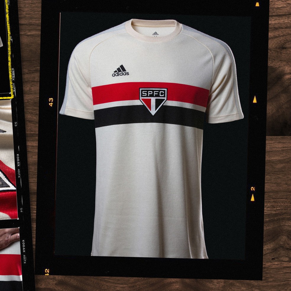 Nova camisa retrô do São Paulo — Foto: Reprodução