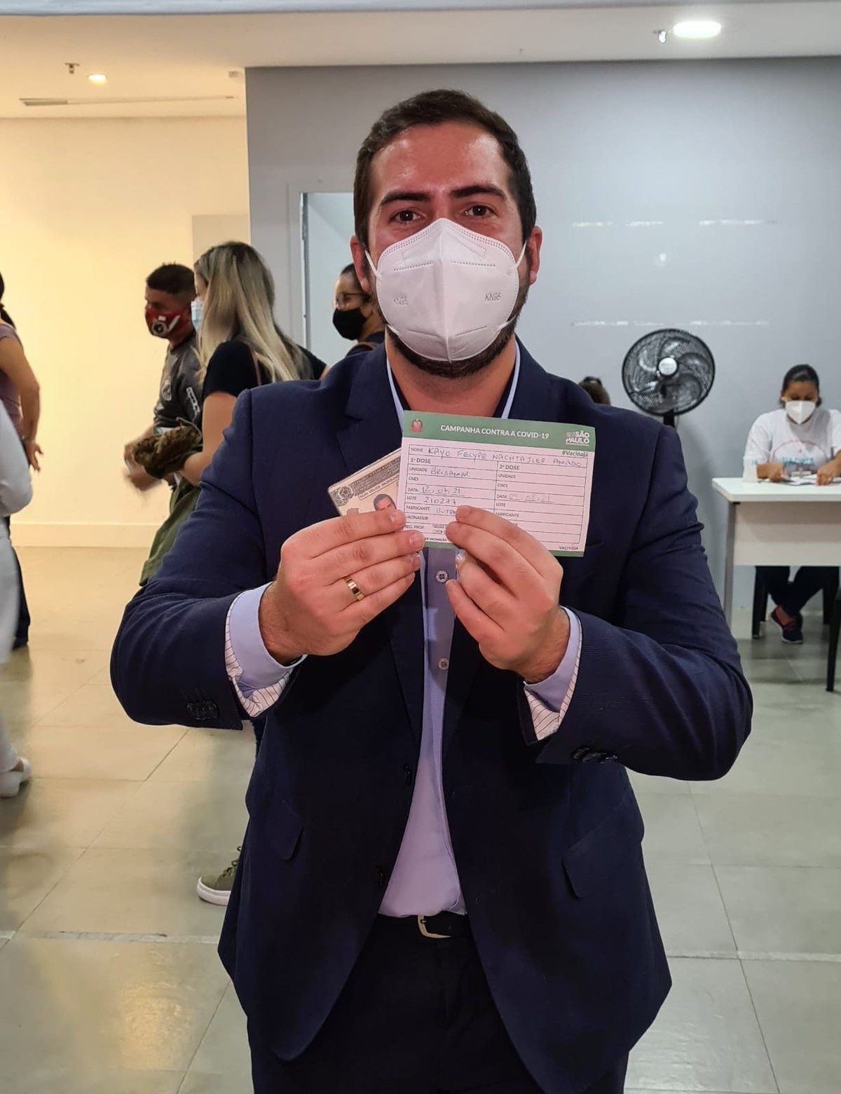 Prefeito de São Vicente recebe 1ª dose de vacina contra a Covid-19 - Vimarsana News