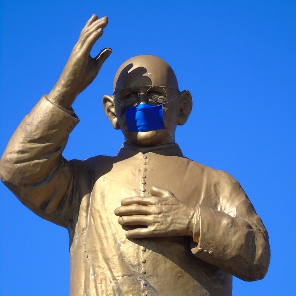 Estátua de 8m do padre Donizetti ganha máscara em Tambaú para conscientizar  sobre o coronavírus | São Carlos e Araraquara | G1