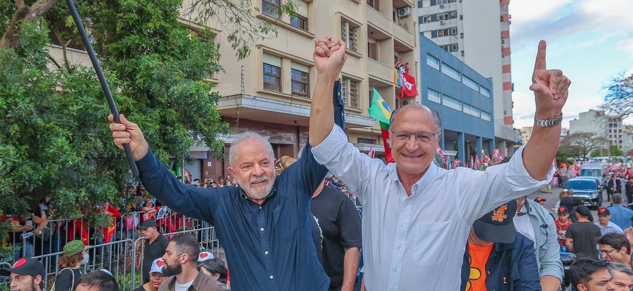 Lula e Alckmin em ato de campanha em Porto Alegre