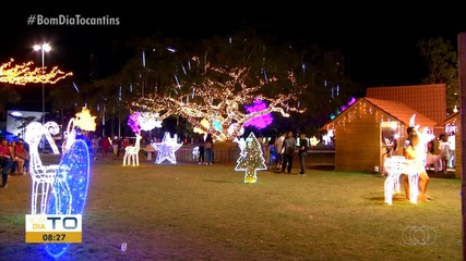 A partir desta segunda, a Vila de Natal da Capital conta apenas com a decoração