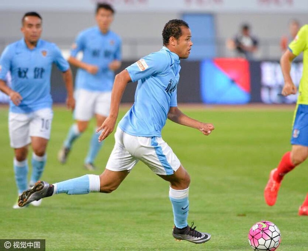 Flamengo tenta a contratação de Geuvânio, ex-Santos