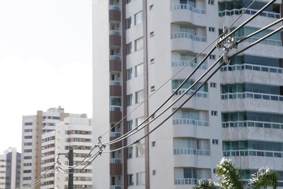 Falha Em Linha De Transmissao Provoca Falta De Energia Em Bairros De Joao Pessoa Paraiba G1
