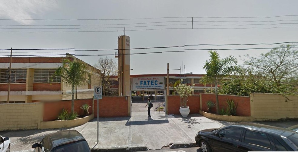 Fatecs da região de Itapetininga estão com inscrições abertas para o vestibular 2017 (Foto: Reprodução/Google Street View)