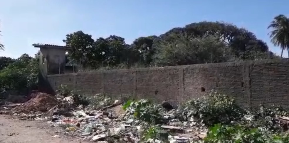 Guarita da parte de trás do almoxarifado foi o primeiro ponto invadido pelos criminosos — Foto: Reprodução